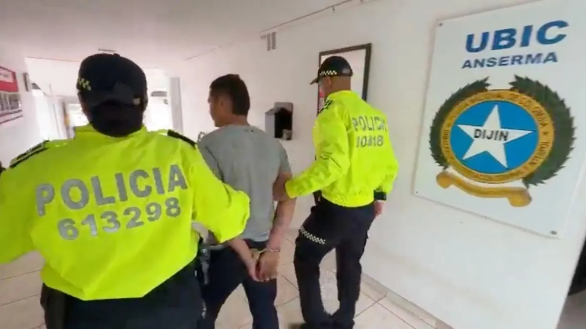 fiscalia-revela-aterrador-crimen-en-caldas:-hombre-habria-asesinado-a-su-pareja,-abusado-de-su-cuerpo-sin-vida-y-de-sus-dos-hijas;-asi-fue-capturado