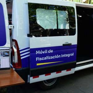 como-son-las-nuevas-camionetas-con-camaras-del-ministerio-de-transporte-que-empezaron-a-circular-en-rutas-para-fiscalizar-vehiculos