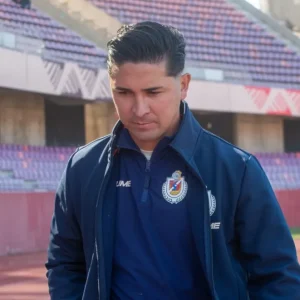 aun-existe-margen?-felipe-gutierrez-se-juega-su-continuidad-en-el-clasico