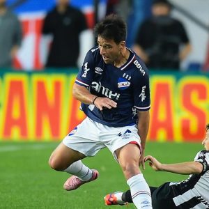 los-regresos-a-nacional-que-no-tuvieron-final-feliz,-tras-el-retiro-de-nicolas-lodeiro:-la-salida-del-diente-lopez,-el-fallido-retorno-de-webo-y-la-camiseta-del-chengue