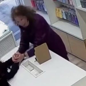 terror-en-mendoza-por-una-mujer-poseida