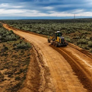 en-ovalle-avanza-recuperacion-de-caminos-rurales-afectados-por-sistema-frontal