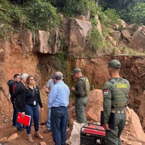 comitiva-encontro-una-excavacion-de-buscadores-de-oro-en-reserva-del-ybytyruzu