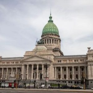 milei-guts-bill-to-ease-property-laws-in-face-of-public-uproar