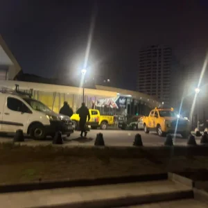 violenta-rina-frente-al-casino-enjoy-deja-a-un-hombre-con-heridas-cortopunzantes