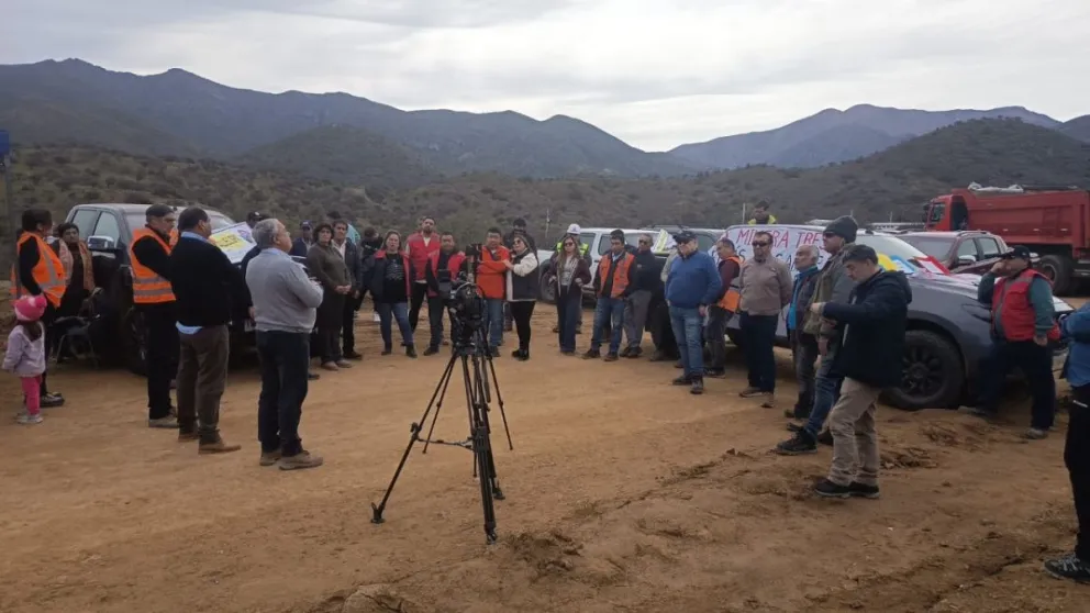 minera-tres-valles-acuerda-plan-de-pago-con-proveedores-tras-movilizacion