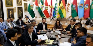 50/50: Paz y gobernadores firman acuerdo para redistribución 50/50:-paz-y-gobernadores-firman-acuerdo-para-redistribucion