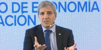 Luis Caputo: “Que crezcan los sectores que generan dólares beneficia al resto de la economía” luis-caputo:-“que-crezcan-los-sectores-que-generan-dolares-beneficia-al-resto-de-la-economia”