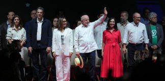 Trump et Milei ciblent Lula à deux mois de lélection présidentielle brésilienne trump-et-milei-ciblent-lula-a-deux-mois-de-lelection-presidentielle-bresilienne