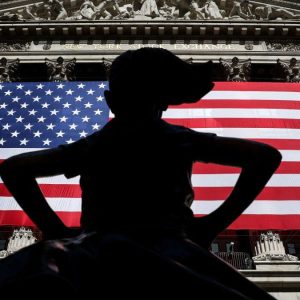 la-fed-de-kevin-warsh-y-la-intervencion-de-scott-bessent-en-japon-generaron-un-problema-de-confianza-en-los-bonos-de-eeuu