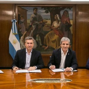 provincias-ya-piden-refinanciar-los-rescates-del-tesoro:-chaco-dio-el-primer-paso-y-se-sumarian-mas