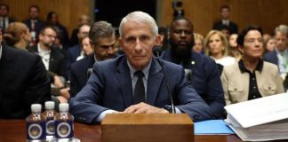 Une commission du Sénat américain recommande des poursuites contre Anthony Fauci, lex-conseiller Covid-19 de la Maison Blanche une-commission-du-senat-americain-recommande-des-poursuites-contre-anthony-fauci,-lex-conseiller-covid-19-de-la-maison-blanche
