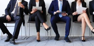 Sorpresa en EEUU: se perdieron 23.000 empleos en julio y el mercado recalcula las perspectivas para las tasas sorpresa-en-eeuu:-se-perdieron-23.000-empleos-en-julio-y-el-mercado-recalcula-las-perspectivas-para-las-tasas