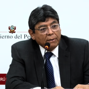 ministro-de-economia-asegura-que-no-se-reduciran-feriados-y-que-sueldo-minimo-se-aumentara-en-dos-etapas