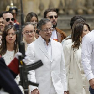 petro-se-despide-de-la-casa-de-narino-en-su-ultimo-acto-como-presidente