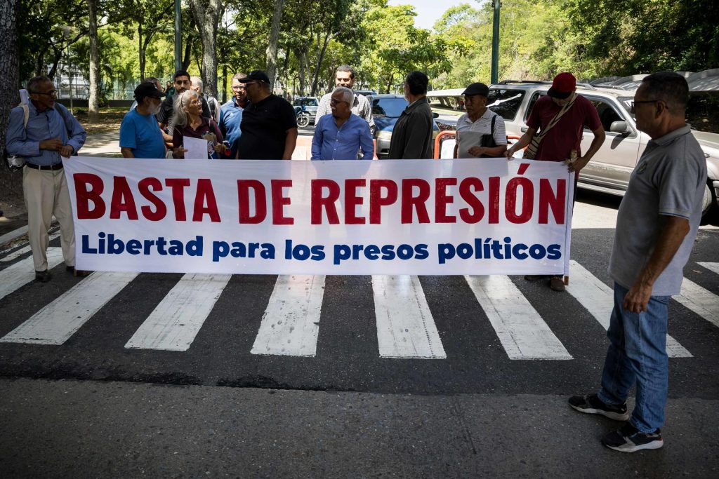 trabajadores-venezolanos-exigen-incluir-libertad-sindical-en-la-mesa-de-dialogo