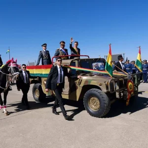 paz-senala-que-las-fuerzas-armadas-pertenecen-a-bolivia