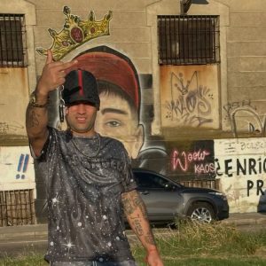 un-cantante-de-trap-entre-los-detenidos-y-una-persecucion-a-contramano-en-la-rambla:-lo-que-se-sabe-de-la-explosion-a-un-cajero-en-parque-miramar