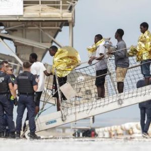 naufrage-de-173migrants-dans-la-manche:-le-pilote-du-canot-condamne-a-un-an-de-prison