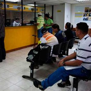 organismos-publicos-recortan-horarios-por-ahorro-energetico-de-delcy-rodriguez