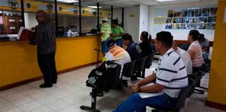Organismos públicos recortan horarios por ahorro energético de Delcy Rodríguez organismos-publicos-recortan-horarios-por-ahorro-energetico-de-delcy-rodriguez