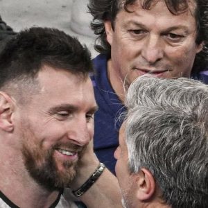 el-video-de-lionel-messi-hablando-de-su-padre-y-la-familia:-“esperaba-a-que-llegue-para-poder-abrazarlo”