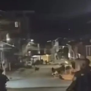 noche-de-terror-y-miedo-en-tres-municipios-del-norte-de-narino:-se-registraron-multiples-hostigamientos-contra-estaciones-de-policia