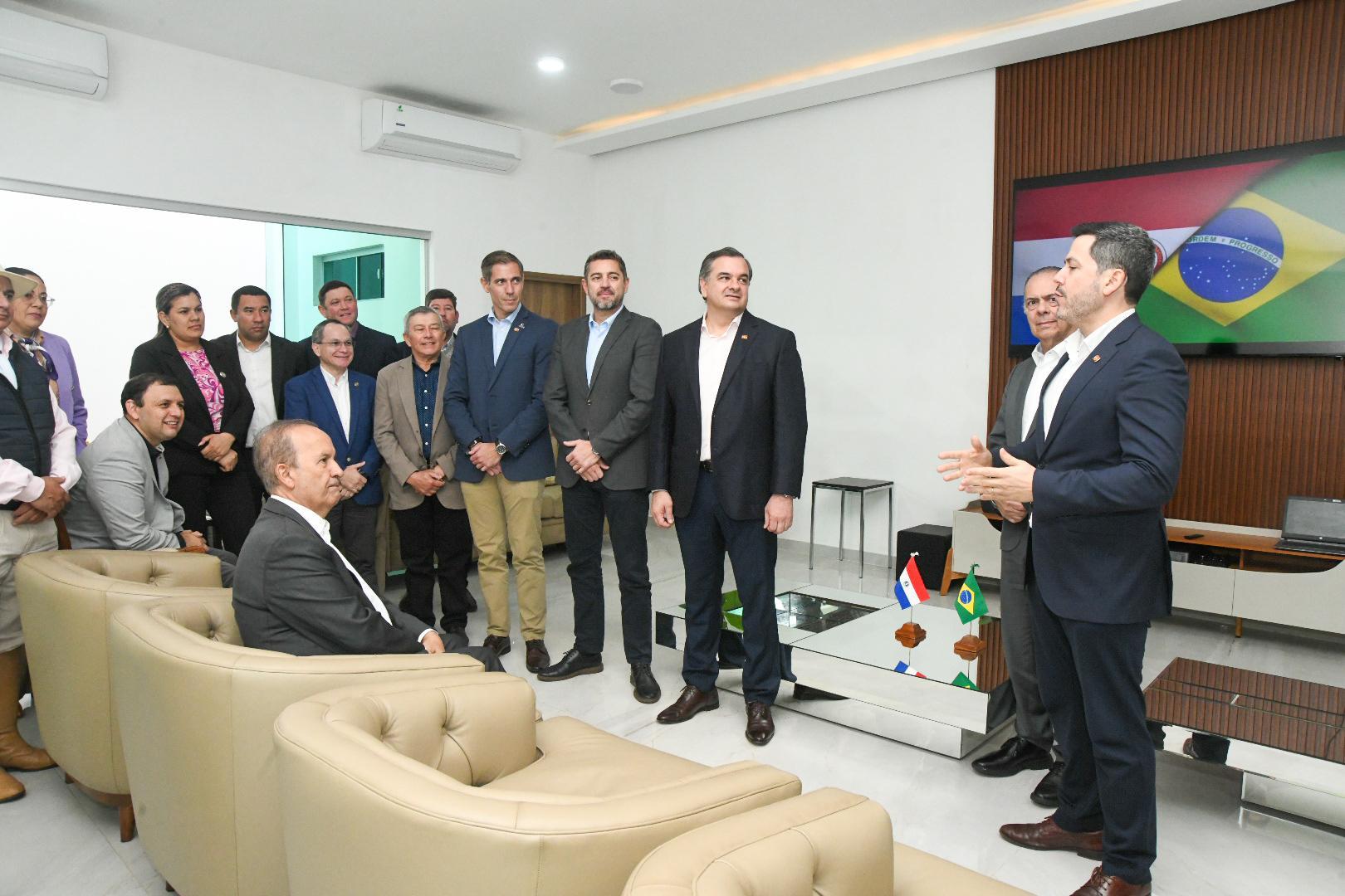 latorre:-paraguay-y-santa-catarina-encaran-inversiones-y-laburo