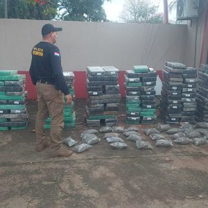 narcos-operdepaite:-se-incautan-de-casi-2000-kilos-de-macona