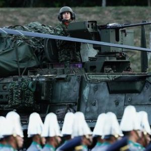 en-colombie,-six-membres-de-groupes-armes-tues-lors-des-premieres-operations-militaires-du-nouveau-president
