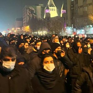 en-iran,-la-repression-sest-intensifiee-depuis-le-debut-de-la-guerre