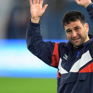 las-lagrimas-de-nicolas-lodeiro-en-su-emocionante-despedida-de-nacional-antes-del-partido-frente-a-boston-river