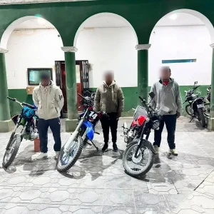 capturan-a-ladrones-de-celular-que-tenian-tres-motocicletas