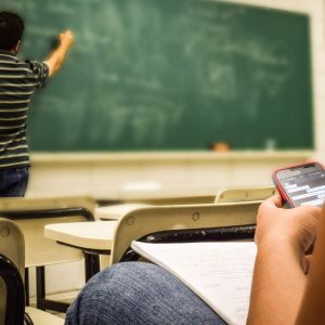 uruguay-tiene-un-“deficit-historico”-de-docentes-de-matematica:-que-propone-la-academia-de-ingenieria