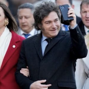 aseguran-que-karina-milei-tiene-extorsionada-a-villarruel:-tiene-ataques-de-panico