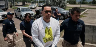 Alias Castor desmiente panfleto que lo ponía en desobediencia contra Abelardo De La Espriella: cumple condena por 95 homicidios en Barranquilla alias-castor-desmiente-panfleto-que-lo-ponia-en-desobediencia-contra-abelardo-de-la-espriella:-cumple-condena-por-95-homicidios-en-barranquilla