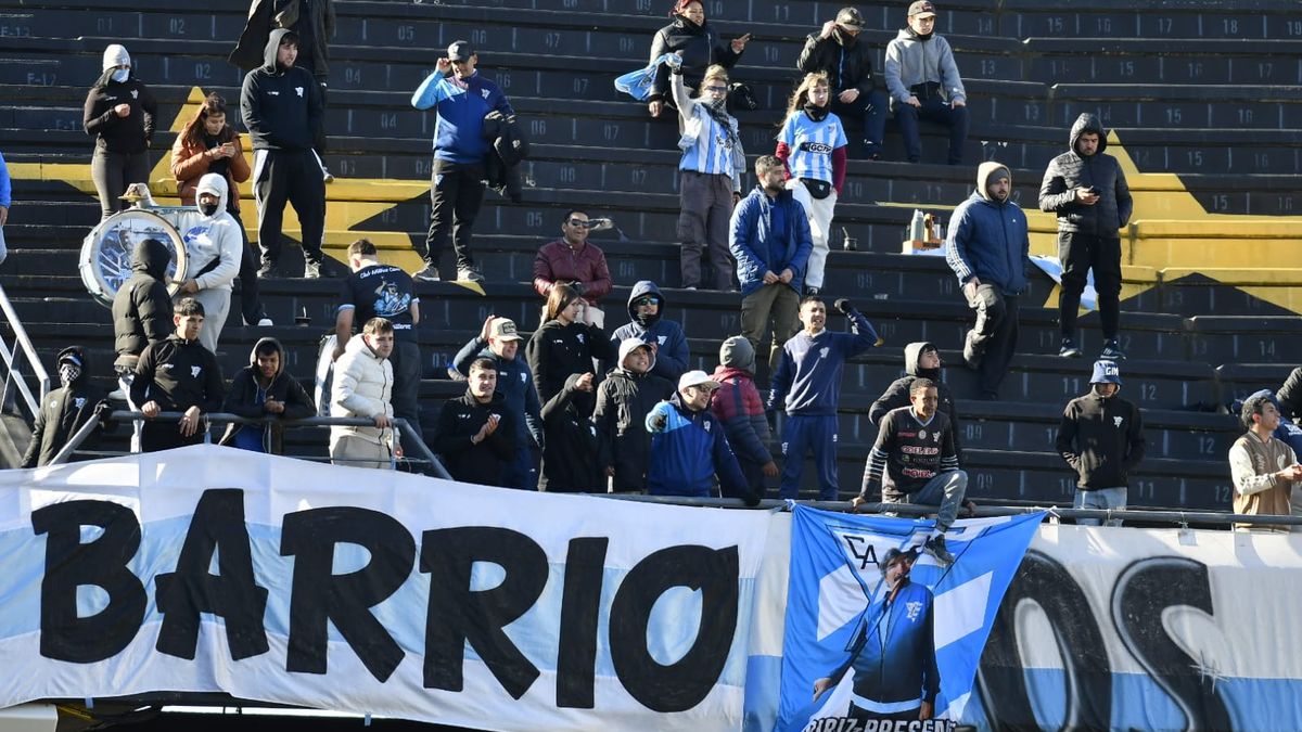secuestro-de-un-omnibus-para-ir-a-un-partido-de-futbol-profesional:-la-identificacion-de-los-hinchas-de-cerro,-que-hace-la-policia-y-la-sancion-de-la-auf