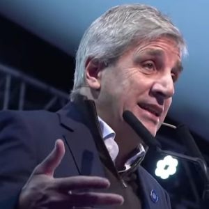 luis-caputo-anticipo-inversiones-por-hasta-u$s50.000-millones-bajo-el-rigi