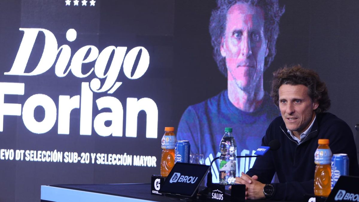 se-adelanto-el-debut-de-diego-forlan-en-la-seleccion-uruguaya,-la-primera-lista-ya-tiene-fecha-y-la-auf-mantendra-una-forma-de-trabajo-que-impuso-bielsa