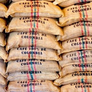 el-terremoto-en-colombia-paraliza-las-exportaciones-de-cafe-y-el-principal-puerto-permanece-bloqueado