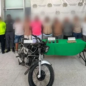 ocho-capturados-y-48-anotaciones-judiciales:-caen-los-plumillas,-banda-que-robaba-motos-a-punta-de-“halado”-en-barranquilla-y-su-area-metropolitana