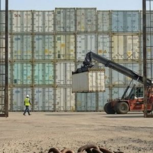 paros-en-el-puerto-de-montevideo:-industrias-pesqueras-analizan-acciones-legales-contra-el-sindicato-y-tcp