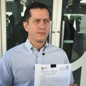 alcadia-crucena:-imputan-a-exsecretaria-de-finanzas-por-usurpacion-de-funciones