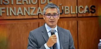 Espinoza pasó de declarar Bs 392 a tener un vehículo de Bs 350.000 en 9 meses espinoza-paso-de-declarar-bs-392-a-tener-un-vehiculo-de-bs-350.000-en-9-meses