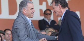 Entre acusaciones de “circo mediático” y referencias a la “Odisea”: así fueron algunas reacciones del sistema político a la decisión de Cabildo Abierto de votar la Rendición de Cuentas entre-acusaciones-de-“circo-mediatico”-y-referencias-a-la-“odisea”:-asi-fueron-algunas-reacciones-del-sistema-politico-a-la-decision-de-cabildo-abierto-de-votar-la-rendicion-de-cuentas