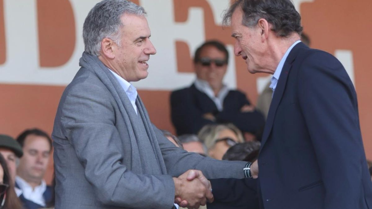 entre-acusaciones-de-“circo-mediatico”-y-referencias-a-la-“odisea”:-asi-fueron-algunas-reacciones-del-sistema-politico-a-la-decision-de-cabildo-abierto-de-votar-la-rendicion-de-cuentas