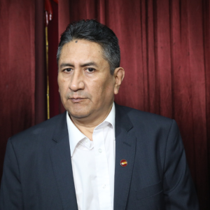 vladimir-cerron-reaparece-tras-mas-de-2-anos-en-la-clandestinidad:-“estuve-en-territorio-peruano”