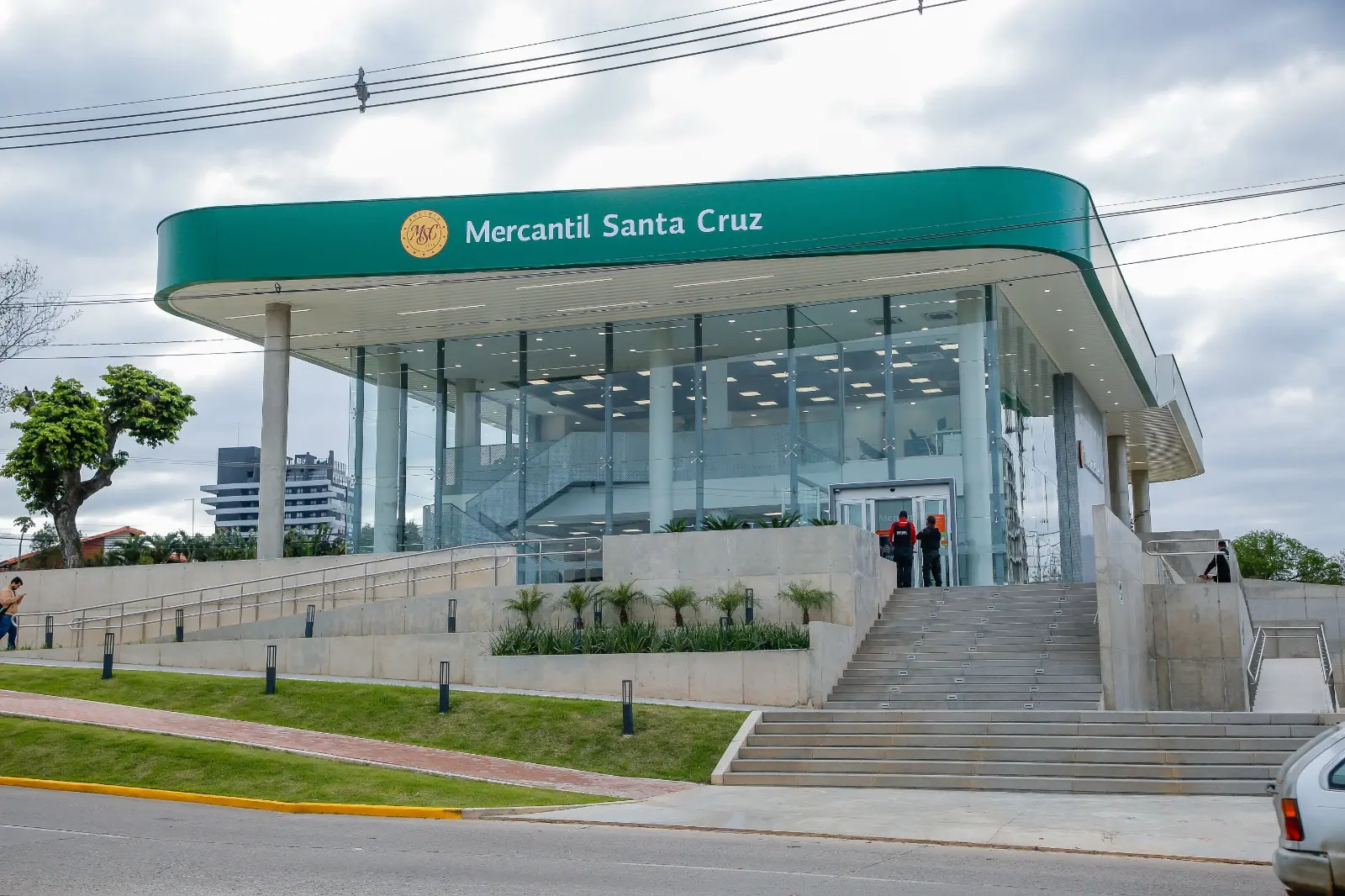 bmsc-estrena-moderna-y-amplia-agencia-en-el-urubo
