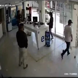 “son-los-mismos-de-siempre”:-mecheros-y-fraudes-preocupan-al-comercio-de-illapel-y-salamanca