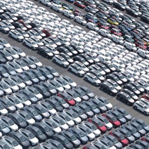 vendas-de-carros-chineses-estao-em-alta-em-quase-todos-os-lugares,-exceto-no-proprio-pais